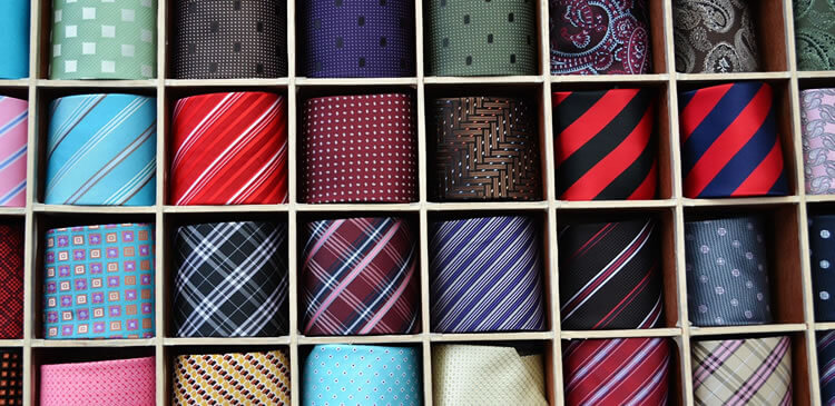 ネクタイの色柄選び